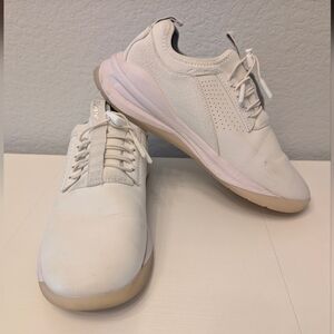 Clove Solo White Nursing Shoes Fluid Resistant Sneakers Womens 9.5 Mens 8 CL0024